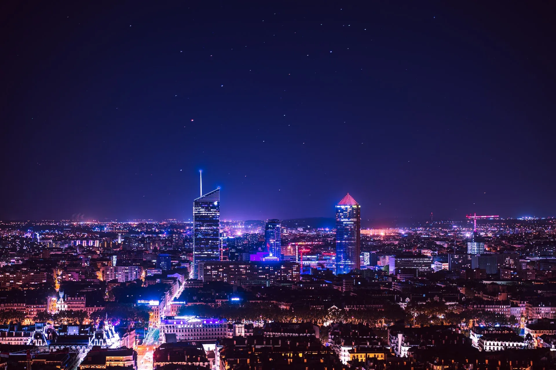 Lyon Nightlife Guide.webp (source: nightlifepartyguide.com)